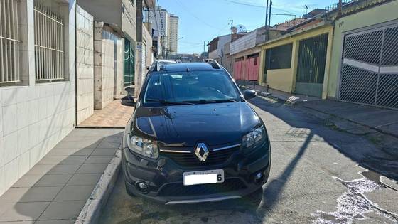 RENAULT SANDERO 1.6 STEPWAY 8V FLEX 4P MANUAL RENAULT SANDERO 1.6 STEPWAY 8V FLEX 4P MANUAL